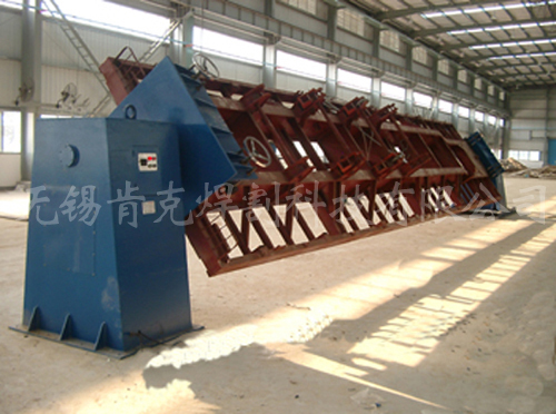 <b>半掛車(chē)車(chē)架焊接變位機(jī)</b>